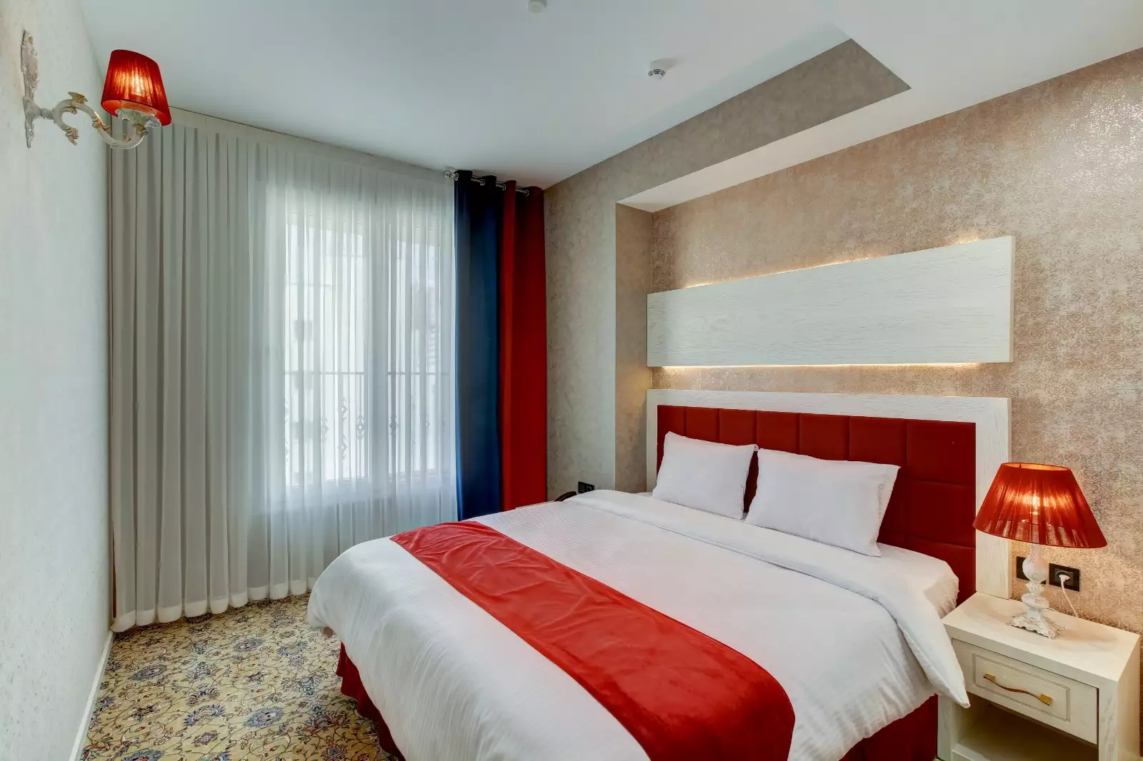 Alibaba https://cdn.alibaba.ir/ostorage/hotel-accommodation-images/6804b58c19aa61e2a799afdb_سوییت دو خوابه (2).webp